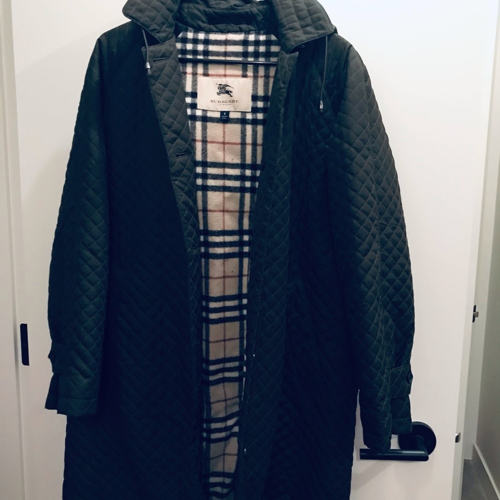 Rare Women’s Iconic Vintage 90’s Burberry Coat